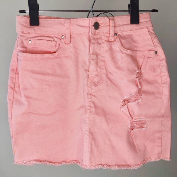 pink distressed denim skirt